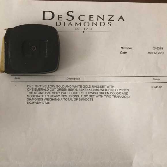 Columbian Emerald and Diamond Ring - Picture 7 of 15